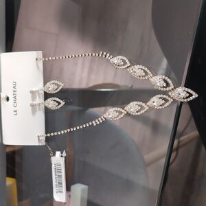 Necklace and earrings set